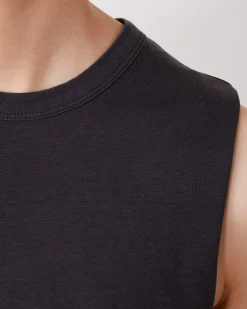 Tank tee